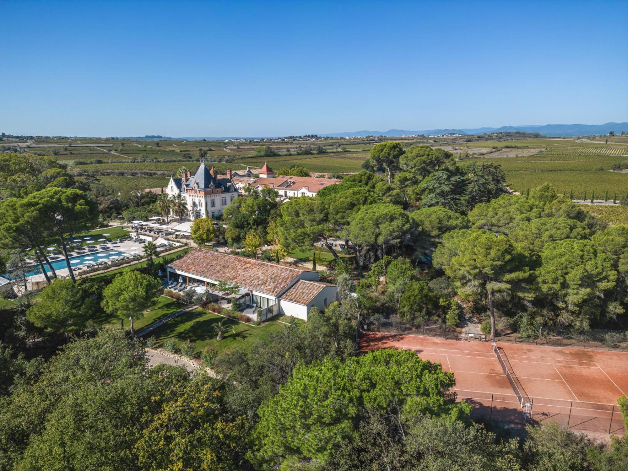 Chateau St Pierre De Serjac Puissalicon Exterior photo
