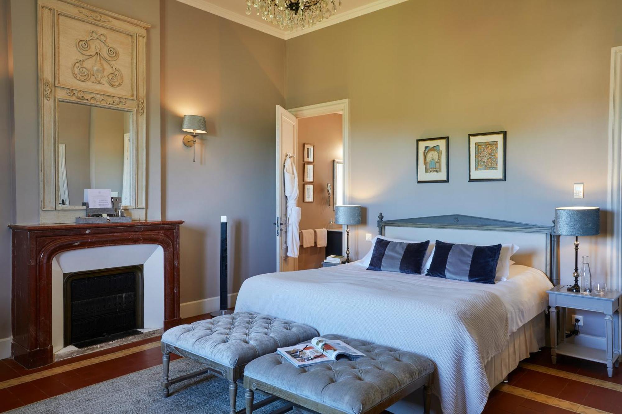 Chateau St Pierre De Serjac Puissalicon Room photo